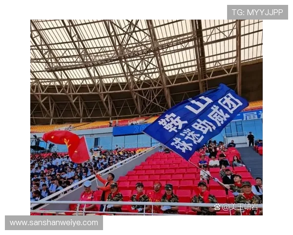 本周足球赛事集锦：精彩回顾激发球迷热情与对进球与配合的关注