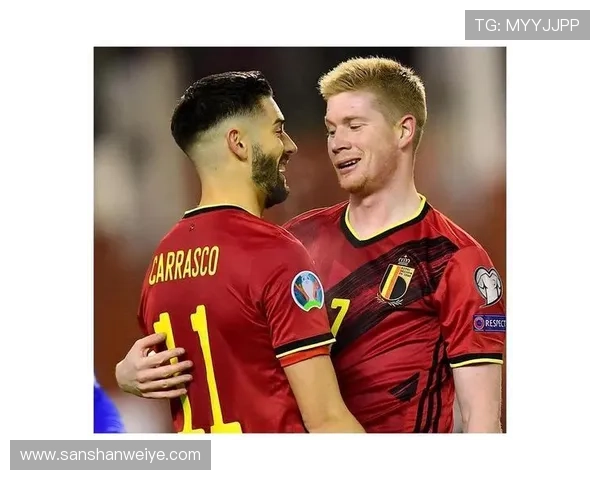 德布劳内传中与边路调度能力解析：进攻方式为何多样化