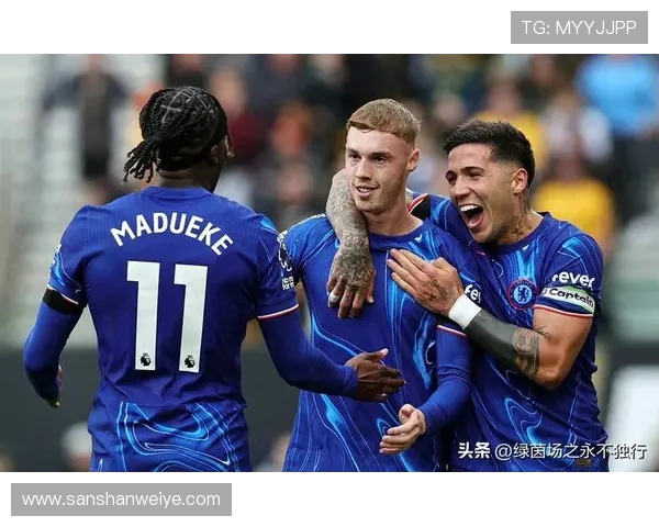 拜仁阵容轮换问题显现,多线作战压力下球队稳定性面临考验 拜仁阵容轮换问题显现,多线作战压力下球队稳定性面临考验